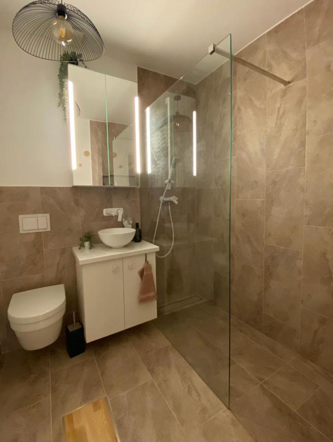 Nook. The Design Apartment Targu Mures Exterior photo